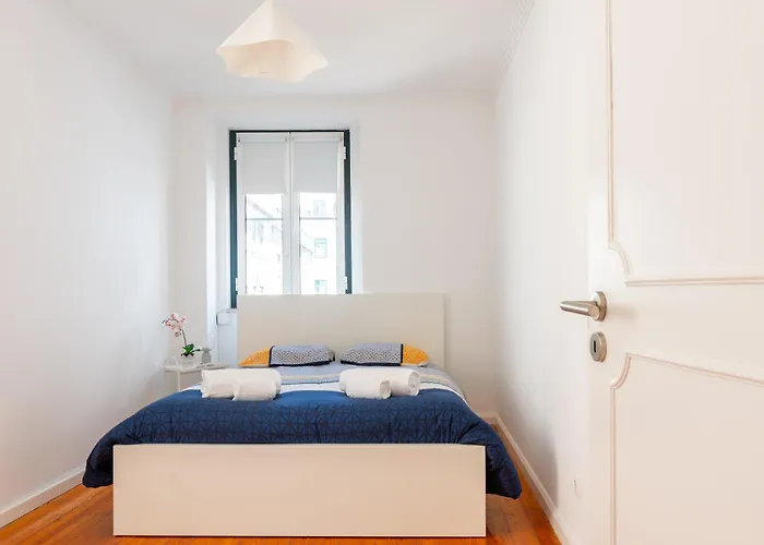 Modern Bairro Alto Hostel *