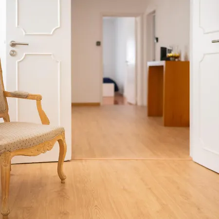 Хостел Modern Bairro Alto *